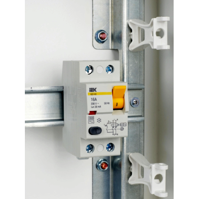 INTRERUPATOR DIFERENTIAL ВД1-63 2Р 16А 30МА